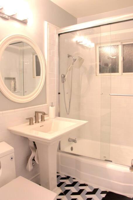 Newly Furnished Pool House Villa ลอสแอนเจลิส ภายนอก รูปภาพ